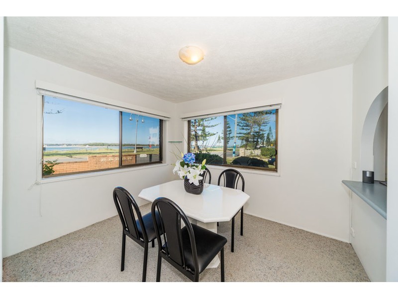 1/504 Marine Parade, Biggera Waters QLD 4216