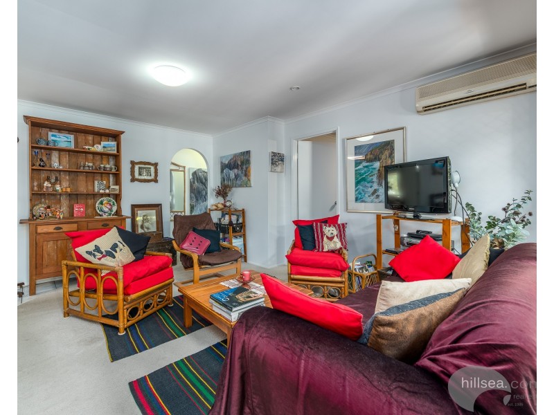 1/8 Waterbird Court, Coombabah QLD 4216