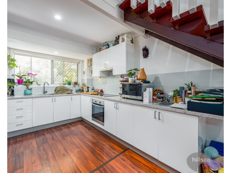 1/17 Eurimbula Court, Paradise Point QLD 4216