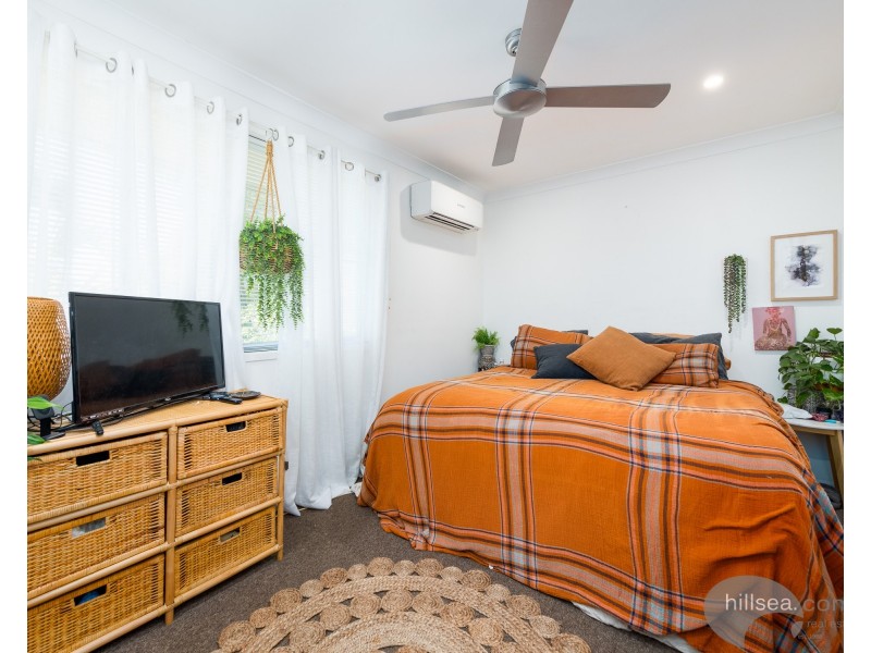 1/17 Eurimbula Court, Paradise Point QLD 4216