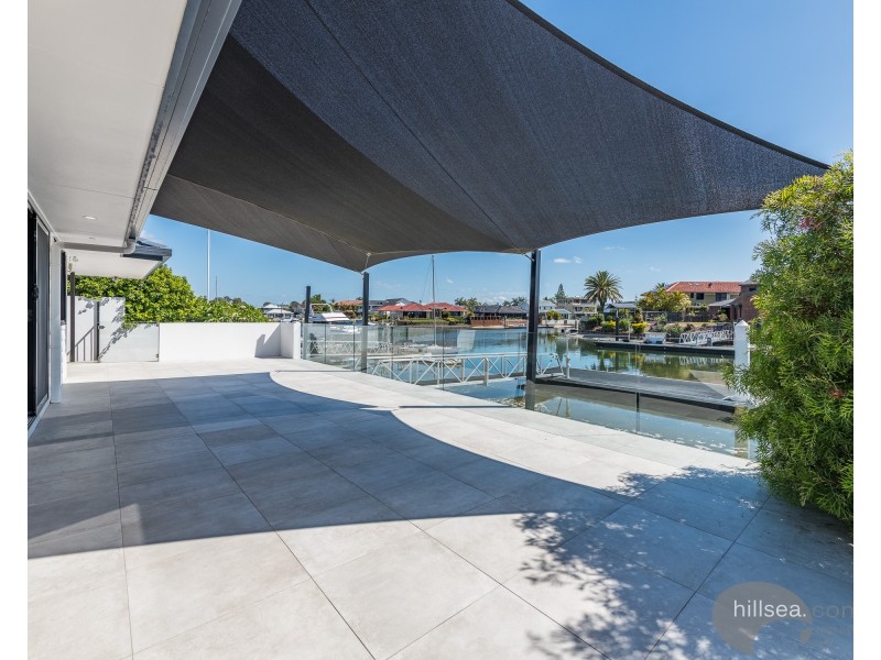 359 Bayview Street, Hollywell QLD 4216