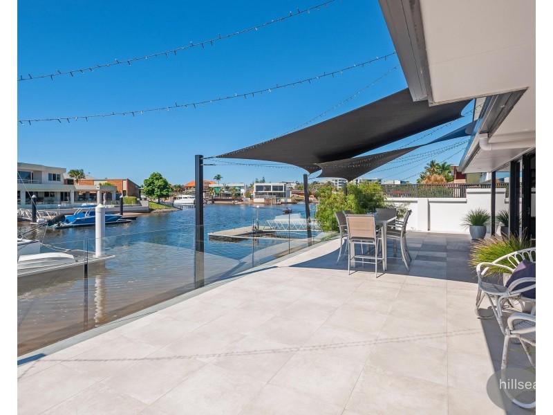 359 Bayview Street, Hollywell QLD 4216