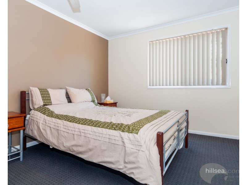 643 Pine Ridge Road, Biggera Waters QLD 4216