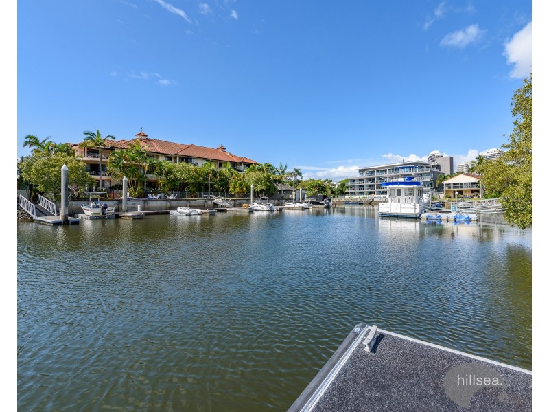 31/75-77 Bayview Street, Runaway Bay QLD 4216