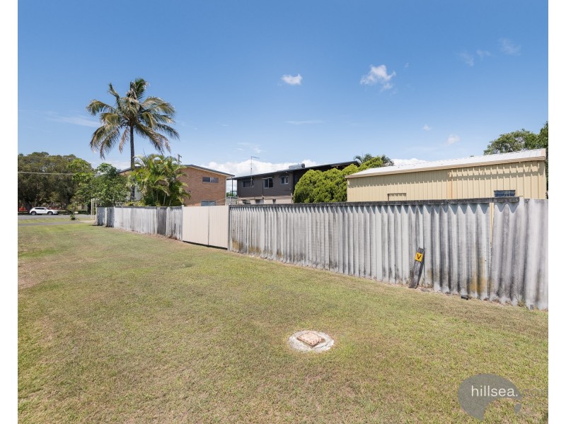 2 Medika Street / 69 Coombabah Road, Runaway Bay QLD 4216