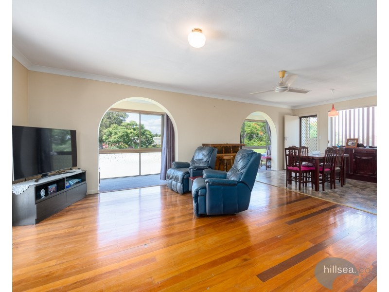 2 Medika Street / 69 Coombabah Road, Runaway Bay QLD 4216