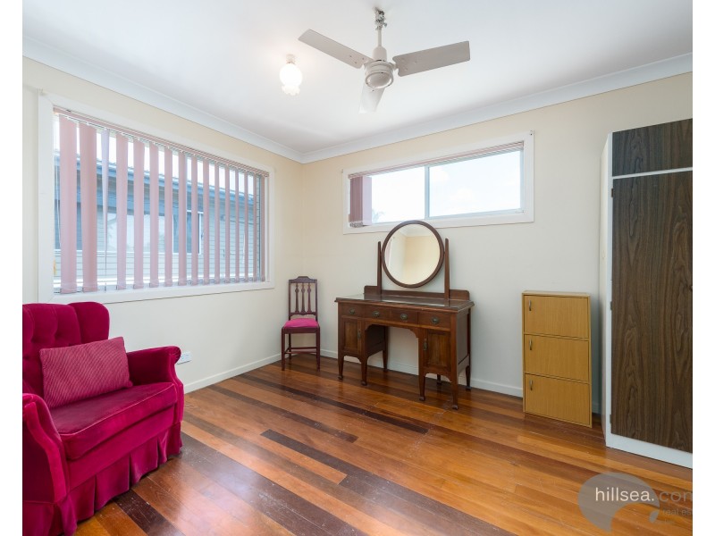 2 Medika Street / 69 Coombabah Road, Runaway Bay QLD 4216