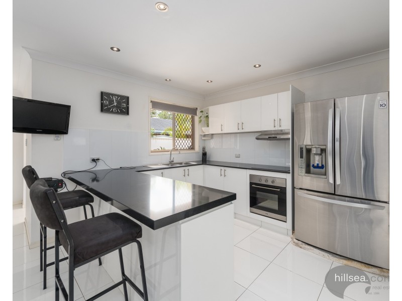 2/3 Riccarton Place, Labrador QLD 4215