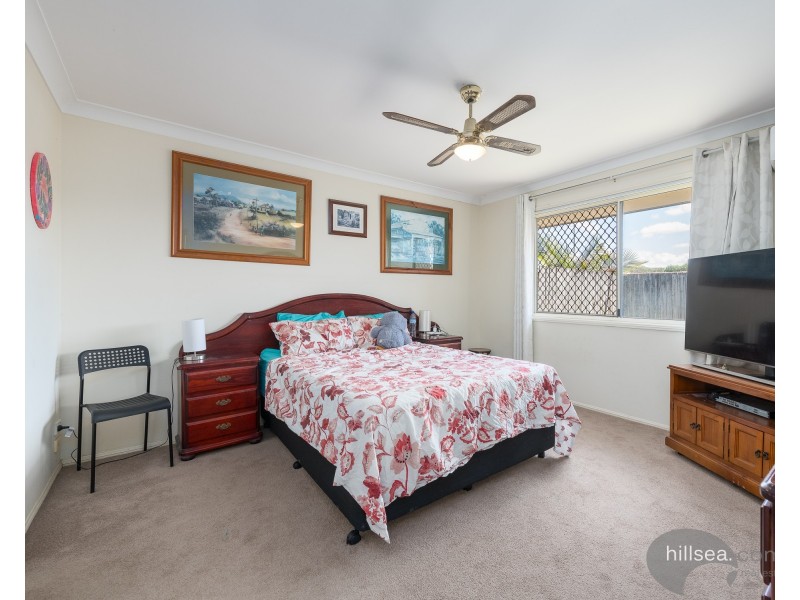 2/9 Jacqueline Avenue, Labrador QLD 4215