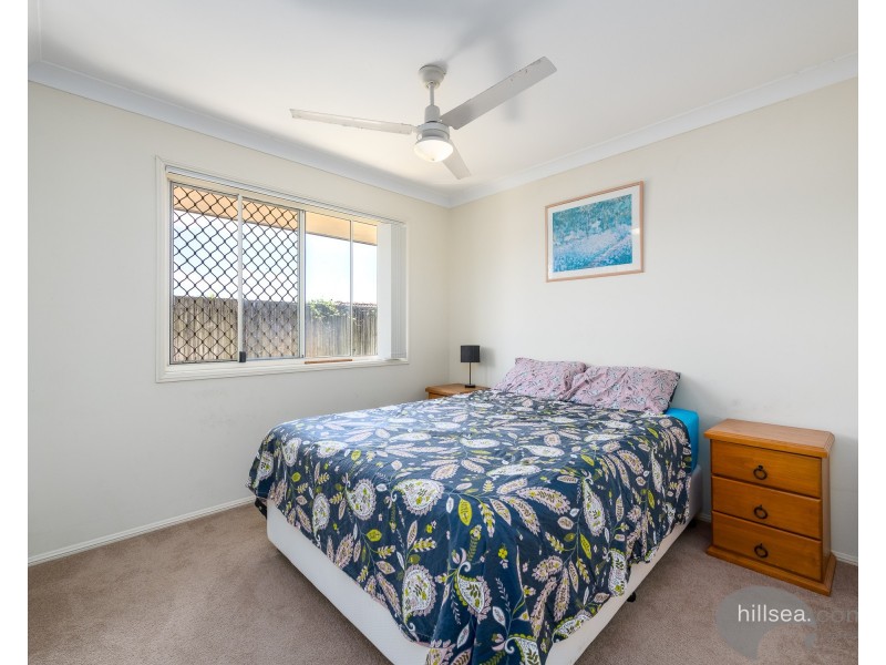 2/9 Jacqueline Avenue, Labrador QLD 4215