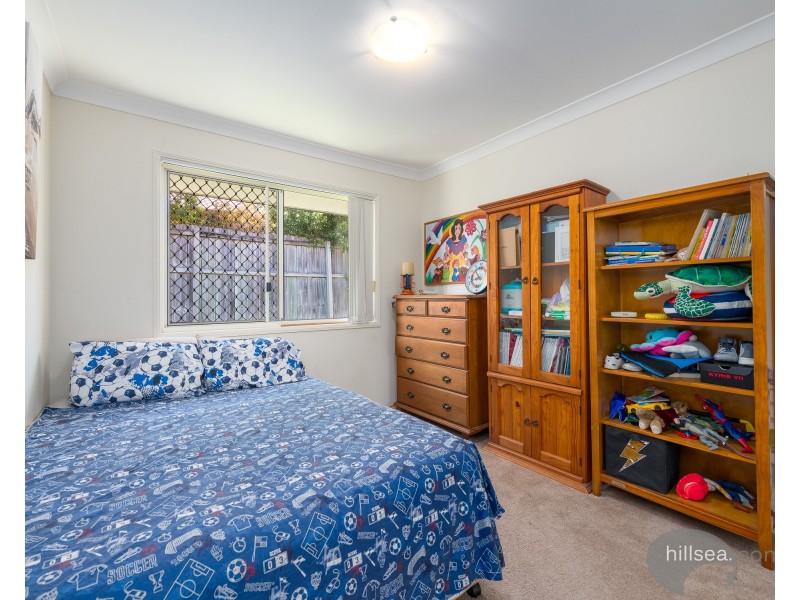 2/9 Jacqueline Avenue, Labrador QLD 4215