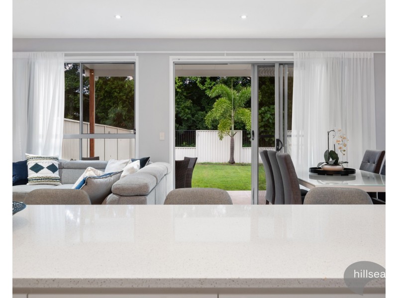 2/8 Compass Drive, Biggera Waters QLD 4216