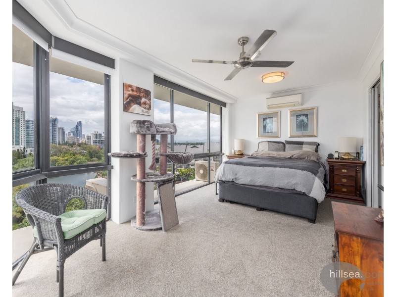 810/70 Remembrance Drive, Surfers Paradise QLD 4217