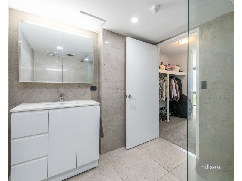 810/70 Remembrance Drive, Surfers Paradise QLD 4217