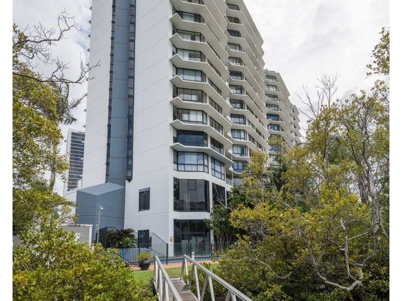 810/70 Remembrance Drive, Surfers Paradise QLD 4217