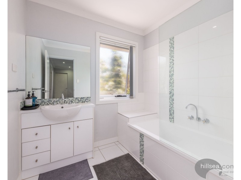 4/44 Beaumont Drive, Pimpama QLD 4209