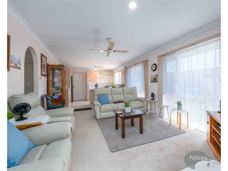 1/2 Riccarton Place, Labrador QLD 4215