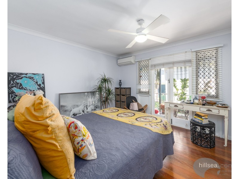 3 Arthur Street, Biggera Waters QLD 4216