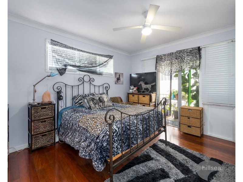 3 Arthur Street, Biggera Waters QLD 4216