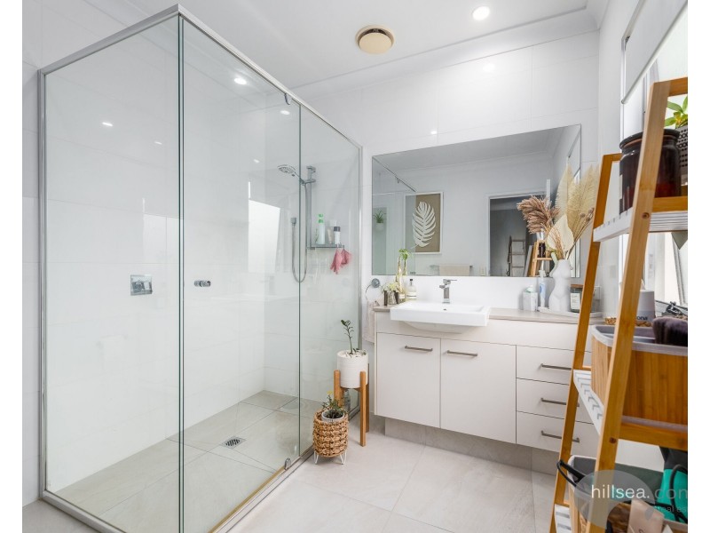 4/156 Marina Quays Boulevard, Hope Island QLD 4212