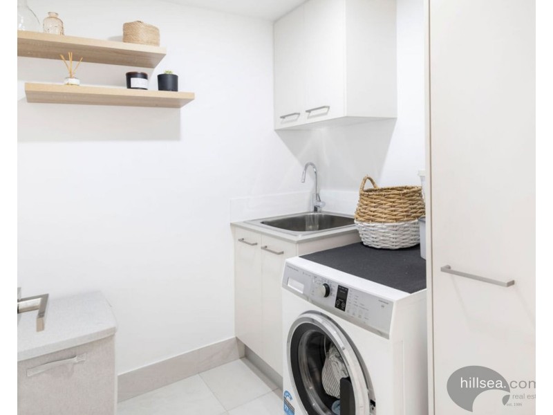 4/156 Marina Quays Boulevard, Hope Island QLD 4212