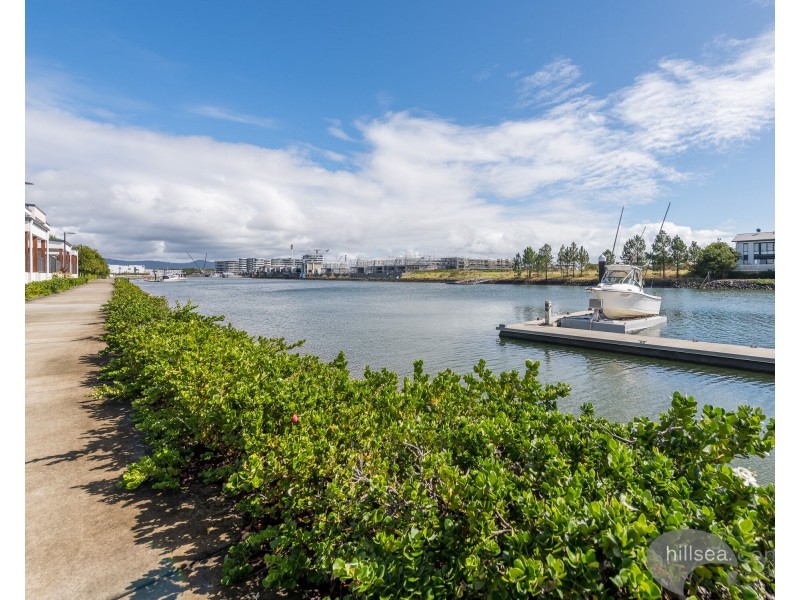4/156 Marina Quays Boulevard, Hope Island QLD 4212