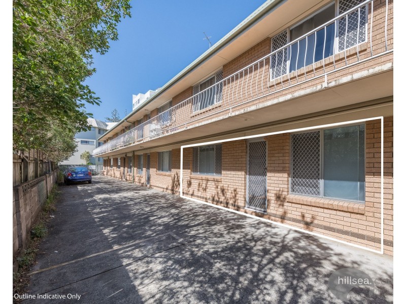 1/31 Frank Street, Labrador QLD 4215