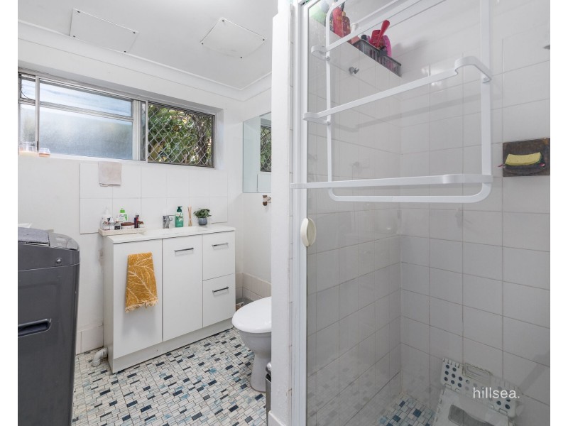 1/31 Frank Street, Labrador QLD 4215