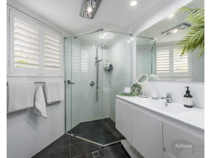 10/41A Broadwater Street, Runaway Bay QLD 4216