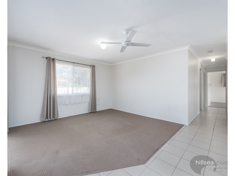 4 Geoffrey Avenue, Southport QLD 4215