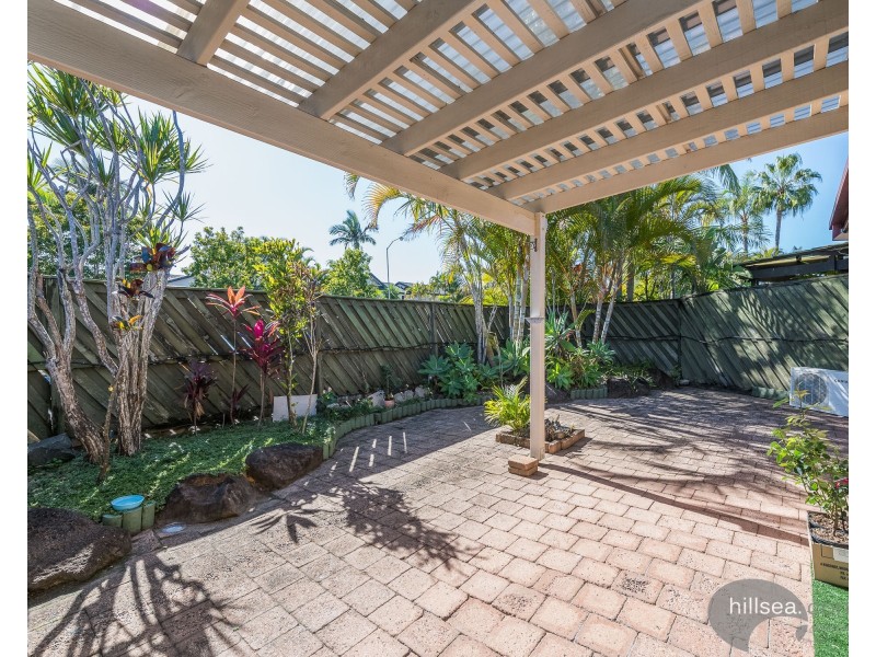 2/35 Saint Kevins Avenue, Benowa QLD 4217