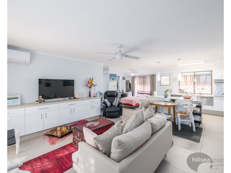 2/35 Saint Kevins Avenue, Benowa QLD 4217