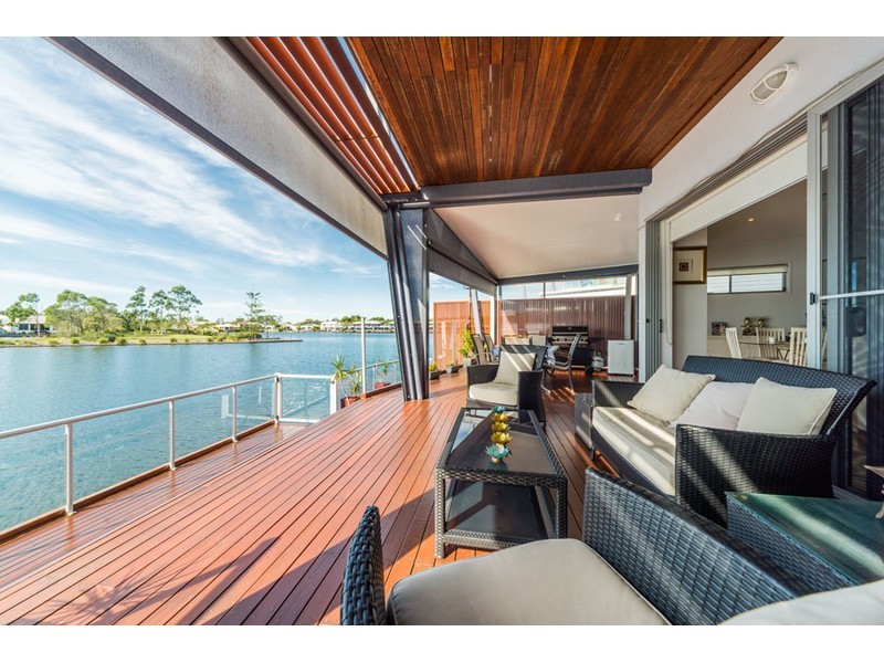 76/181 Lae Drive, Coombabah QLD 4216