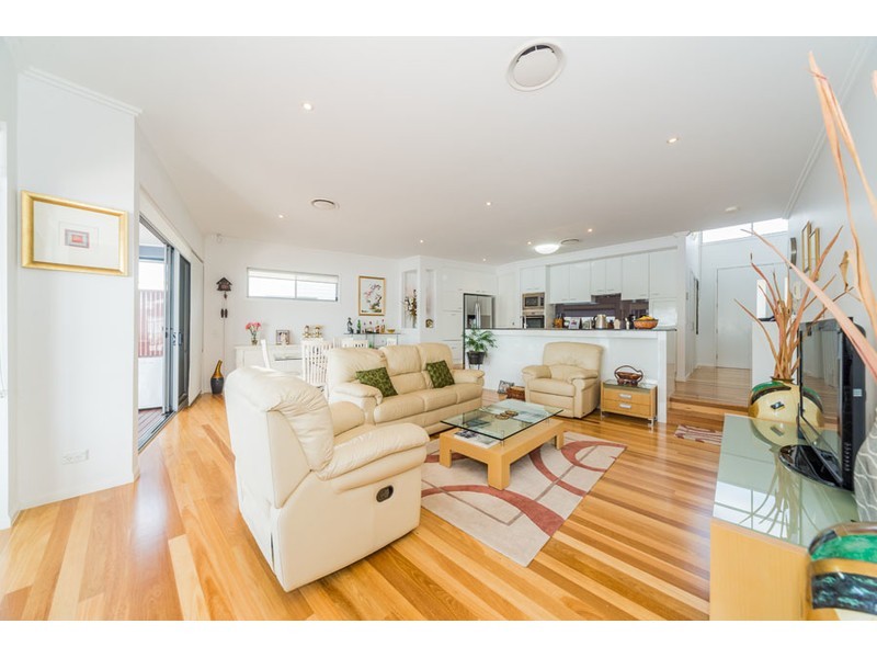 76/181 Lae Drive, Coombabah QLD 4216