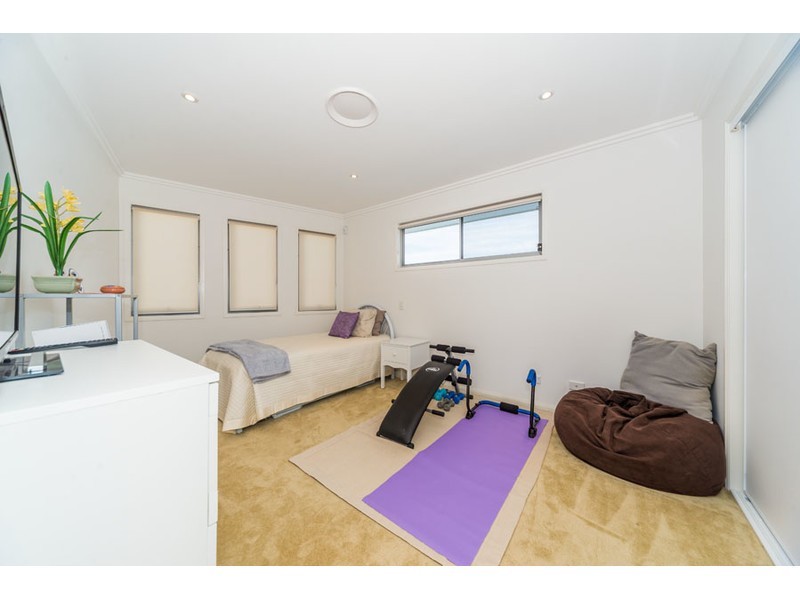 76/181 Lae Drive, Coombabah QLD 4216