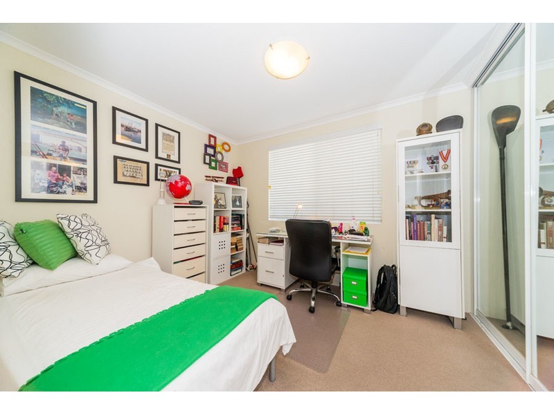 5/146 Marine Parade, Southport QLD 4215