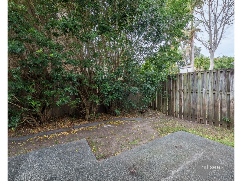 2/38-40 Robert Street, Labrador QLD 4215