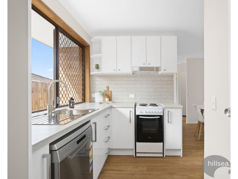 1/18 Botanical Drive, Labrador QLD 4215