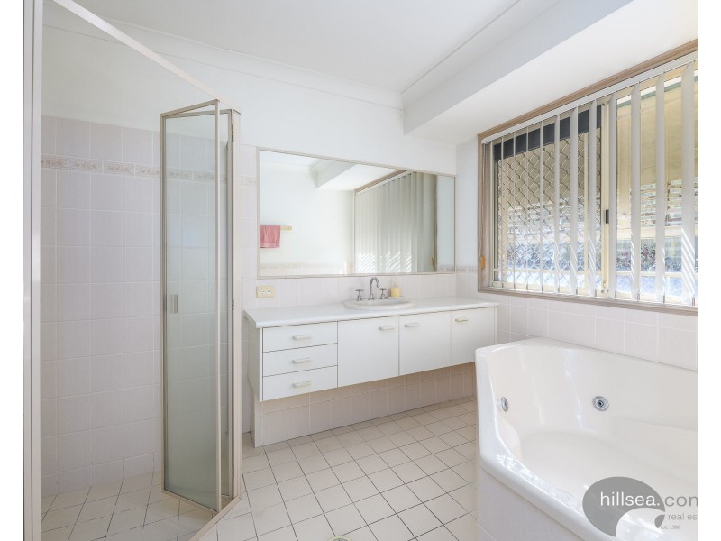 216 Napper Road, Parkwood QLD 4214