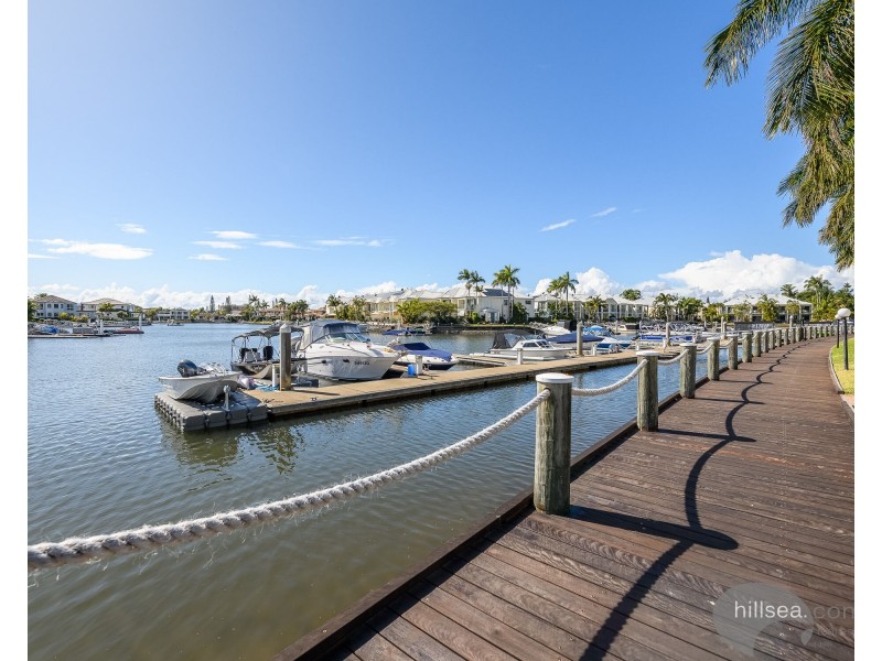 1/41A Broadwater Street, Runaway Bay QLD 4216