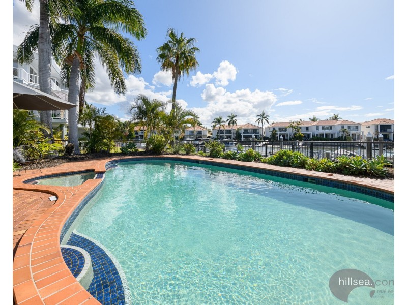 1/41A Broadwater Street, Runaway Bay QLD 4216