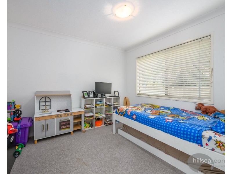 2/18 Madang Crescent, Runaway Bay QLD 4216