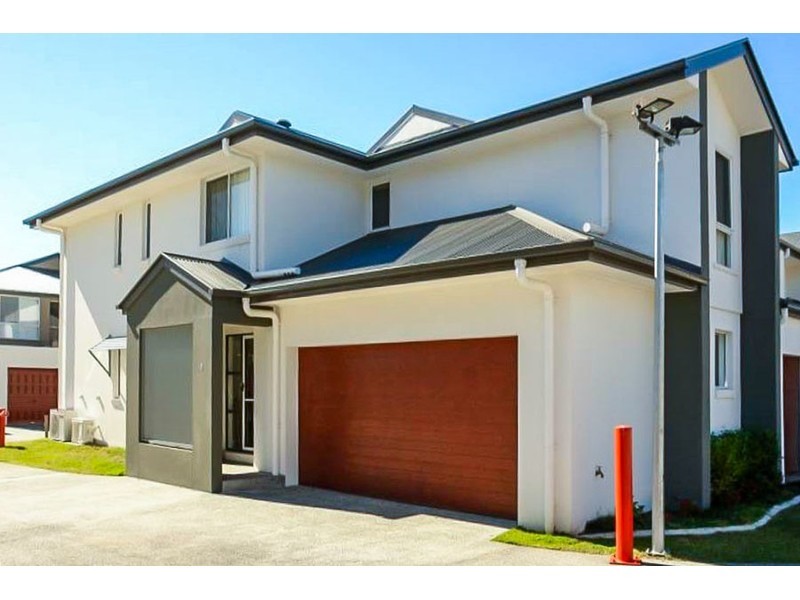 8/33 Clark Street, Biggera Waters QLD 4216