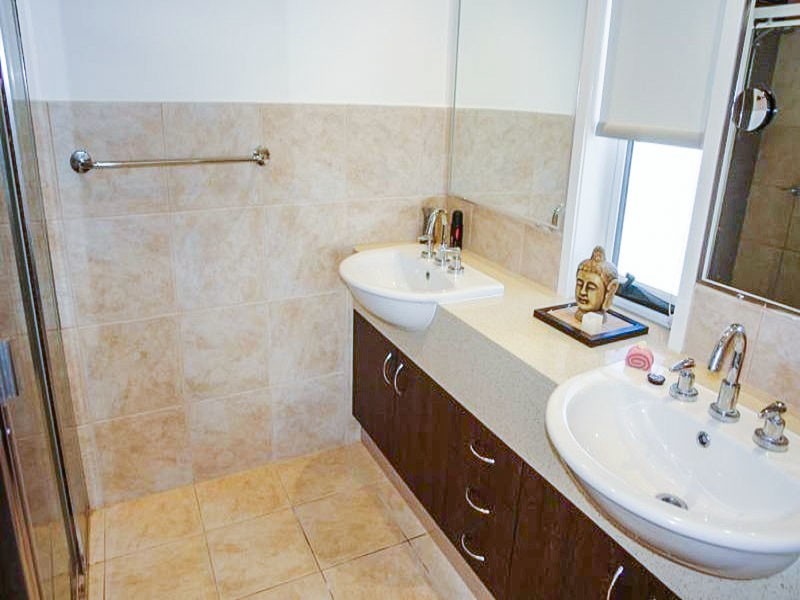 8/33 Clark Street, Biggera Waters QLD 4216