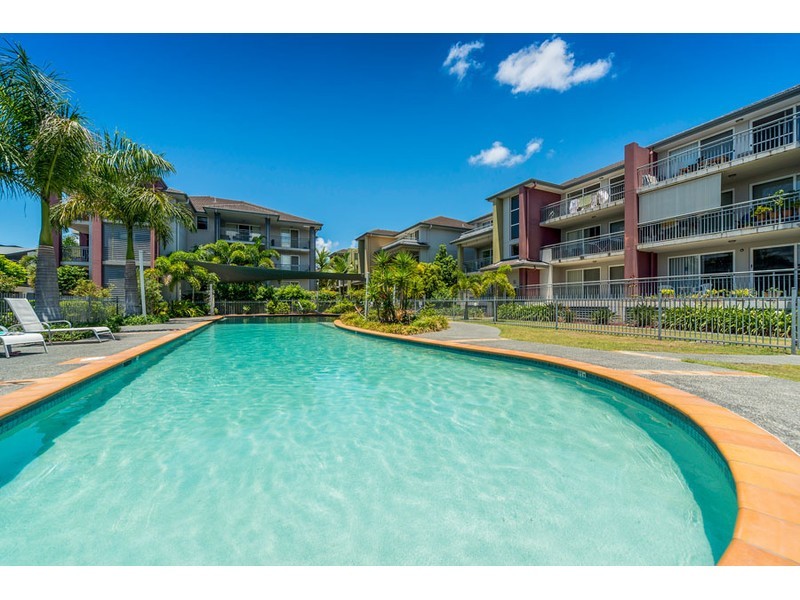 8/33 Clark Street, Biggera Waters QLD 4216