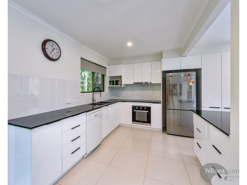 10 Lergessner Street, Biggera Waters QLD 4216