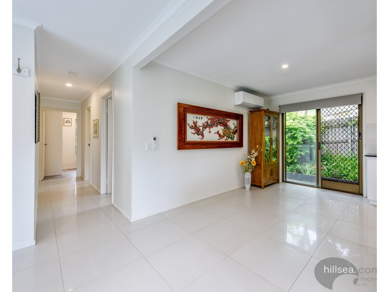 10 Lergessner Street, Biggera Waters QLD 4216