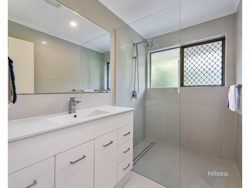 10 Lergessner Street, Biggera Waters QLD 4216