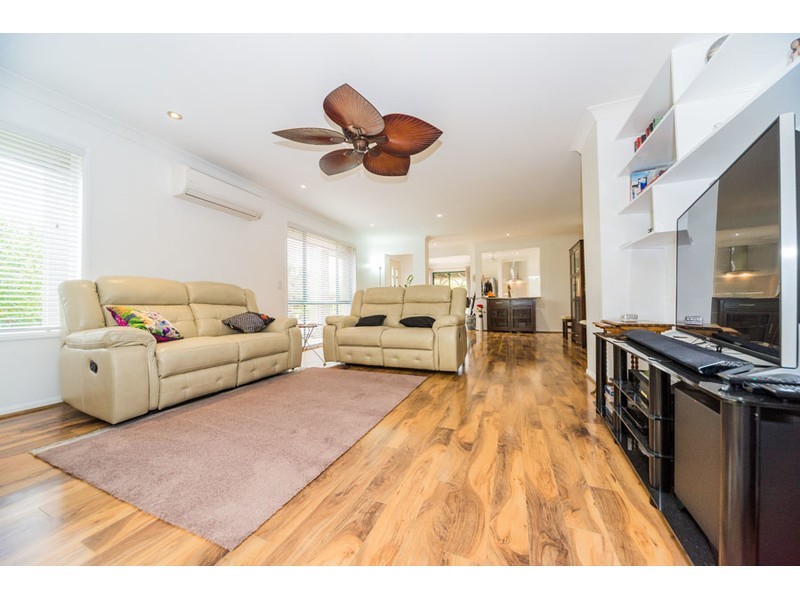 17/19 Santa Barbara Road, Hope Island QLD 4212