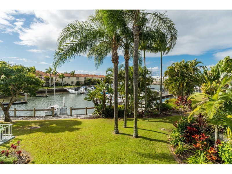 10/75 Morala Avenue, Runaway Bay QLD 4216